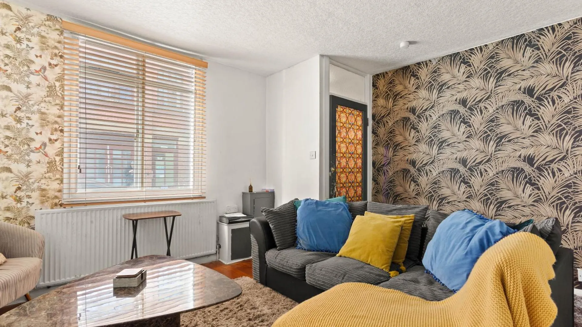 Two Bedroom By Brookland Stays Serviced Accommodation Short Lets Brighton & Hove With Free Wifi